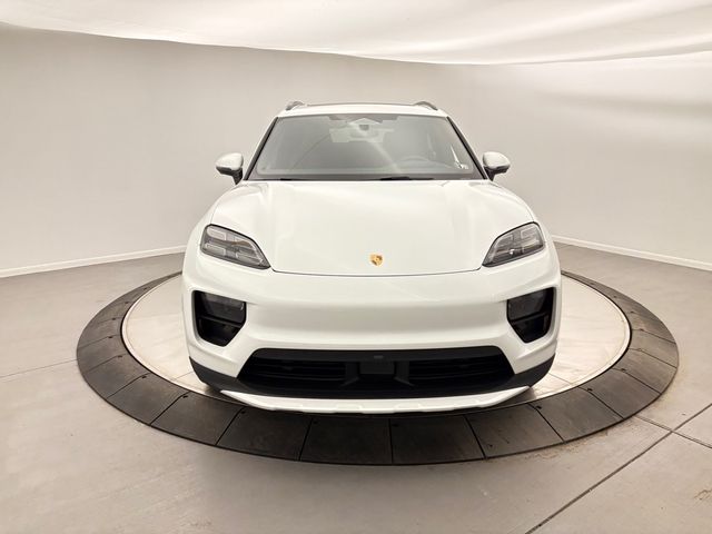2025 Porsche Macan Electric 4S