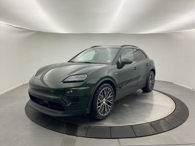 2025 Porsche Macan Electric 4S