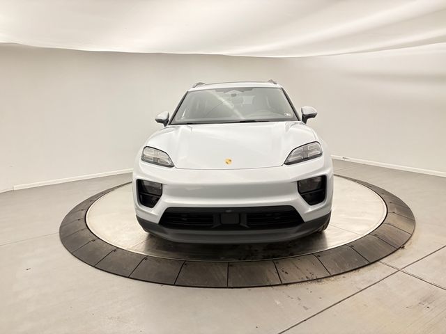 2025 Porsche Macan Electric 4S