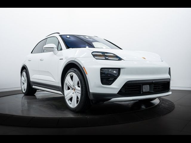2025 Porsche Macan Electric 4S