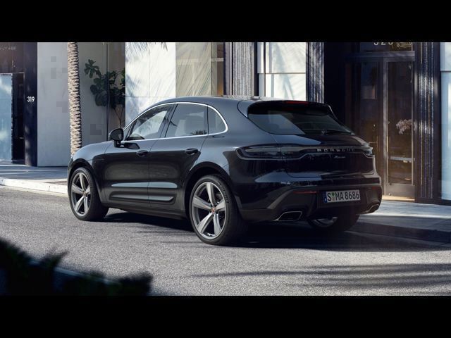 2025 Porsche Macan Base