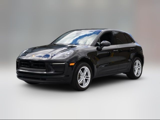 2025 Porsche Macan Base