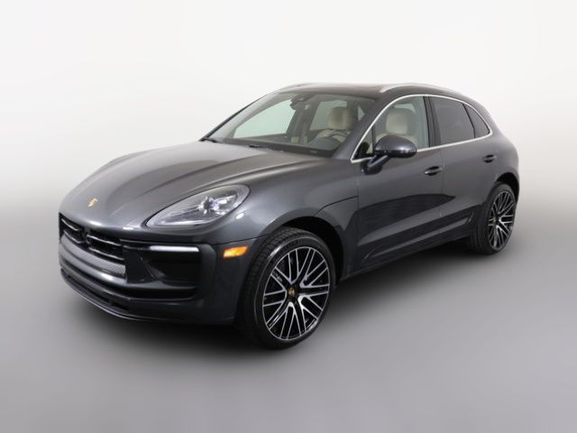 2025 Porsche Macan Base