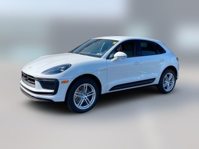 2025 Porsche Macan Base