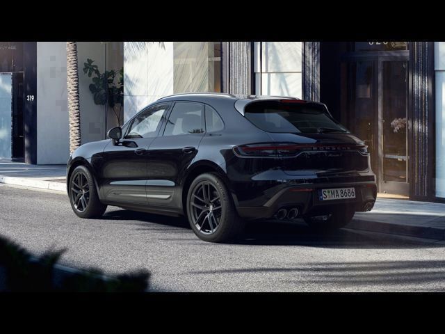 2025 Porsche Macan Base