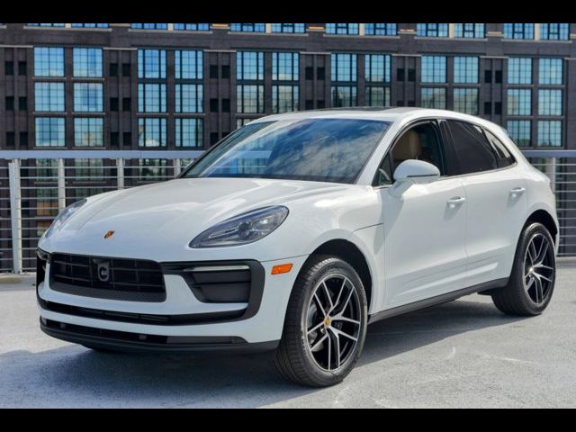 2025 Porsche Macan Base