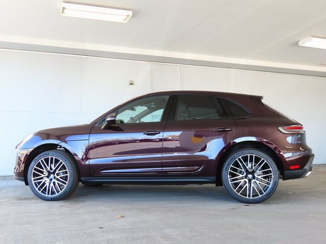 2025 Porsche Macan 