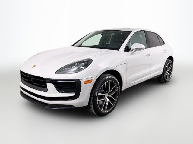 2025 Porsche Macan Base