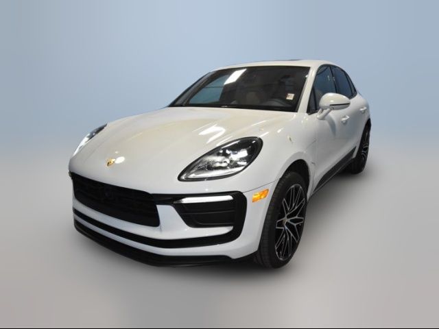 2025 Porsche Macan Base