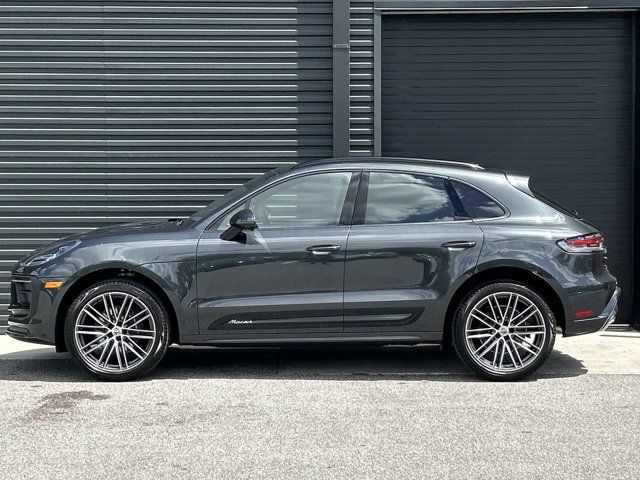 2025 Porsche Macan 