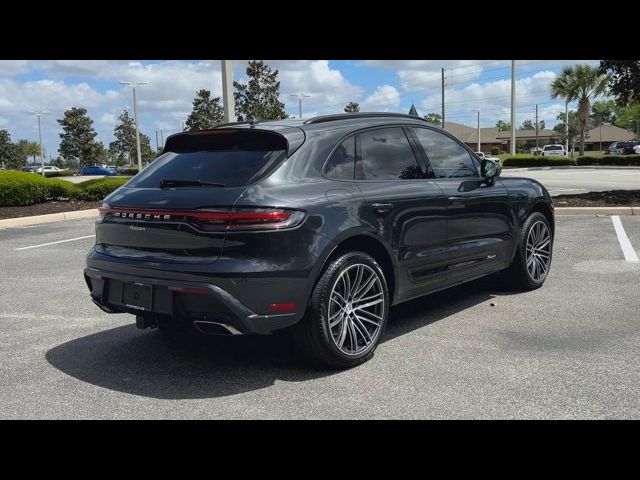 2025 Porsche Macan 