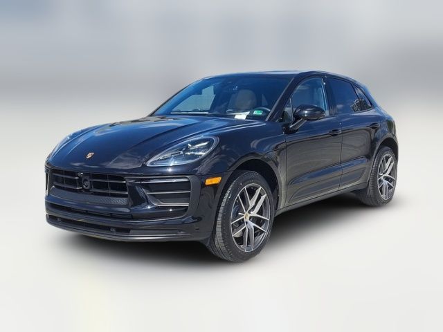 2025 Porsche Macan Base