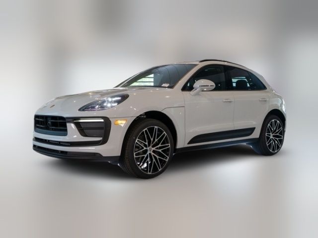 2025 Porsche Macan Base