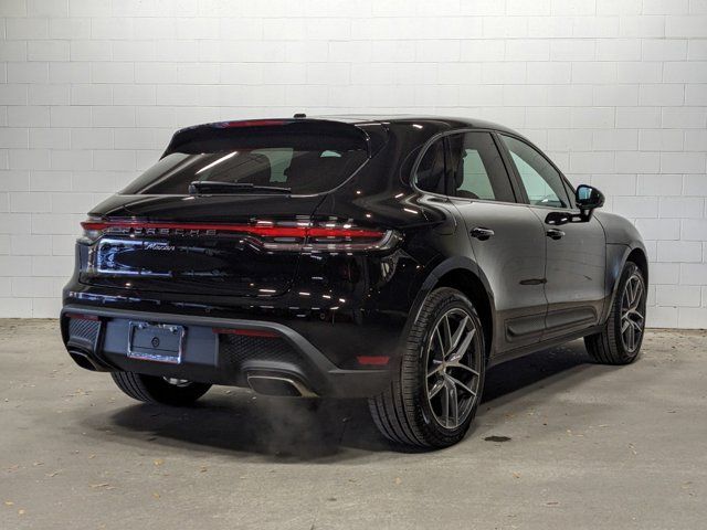 2025 Porsche Macan 