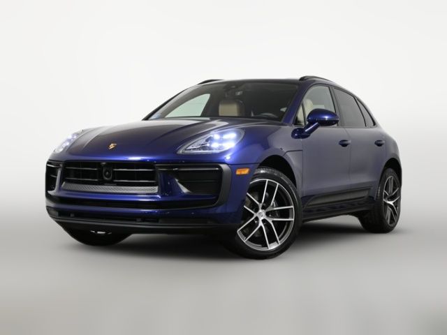 2025 Porsche Macan Base