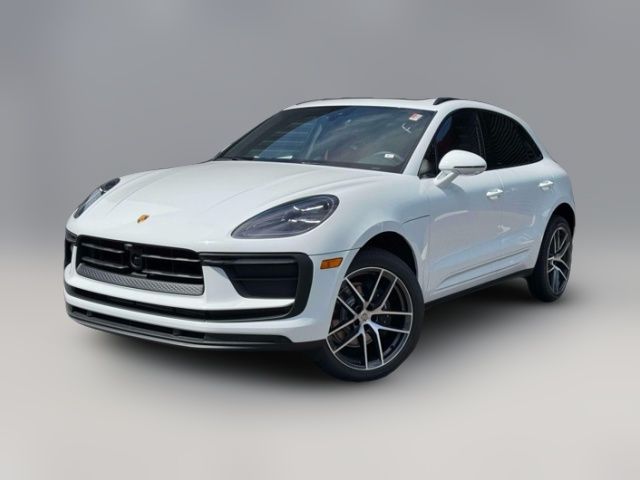 2025 Porsche Macan Base