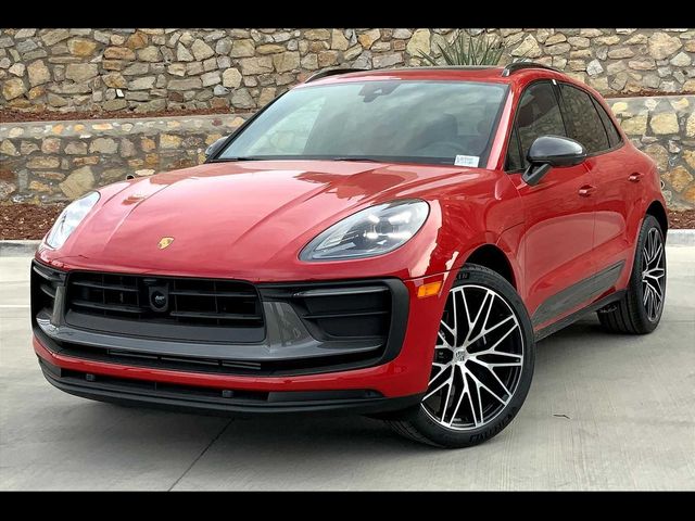 2025 Porsche Macan T