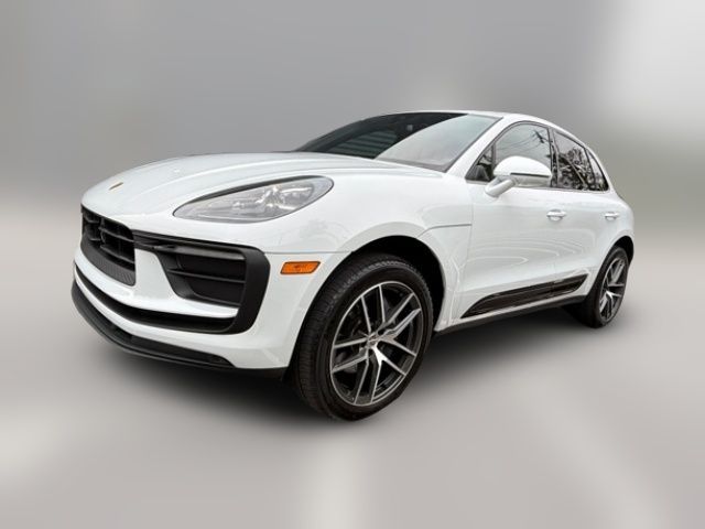 2025 Porsche Macan Base