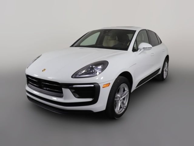 2025 Porsche Macan Base