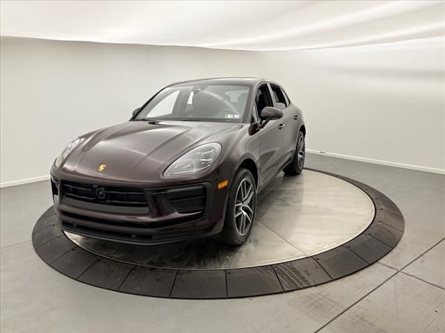 2025 Porsche Macan 