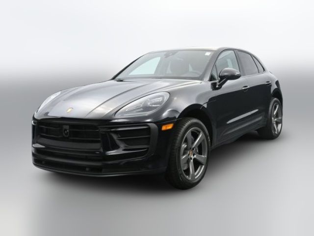 2025 Porsche Macan Base