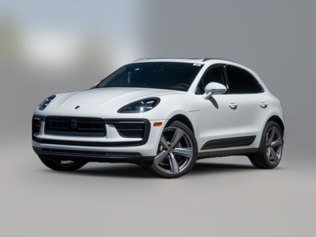 2025 Porsche Macan Base