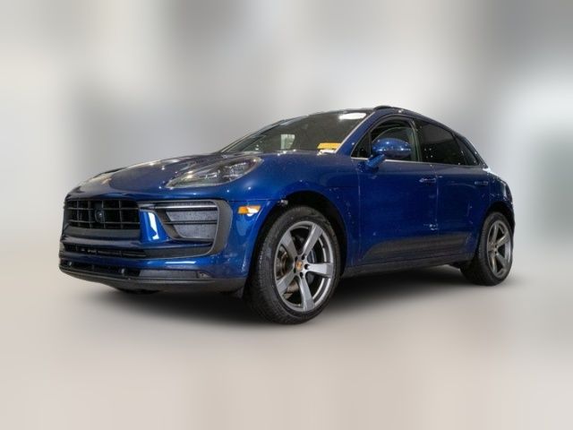 2025 Porsche Macan Base