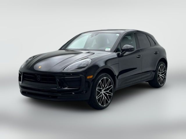 2025 Porsche Macan Base