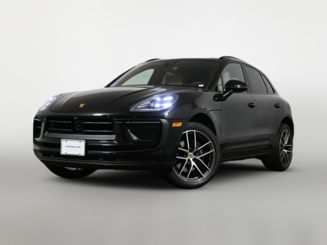 2025 Porsche Macan Base