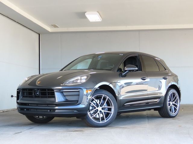 2025 Porsche Macan 