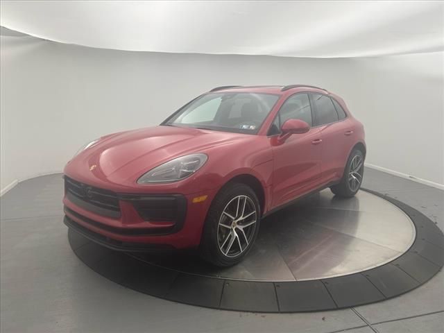 2025 Porsche Macan 