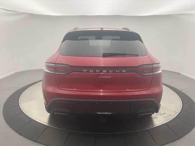 2025 Porsche Macan 