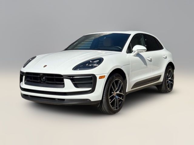 2025 Porsche Macan Base