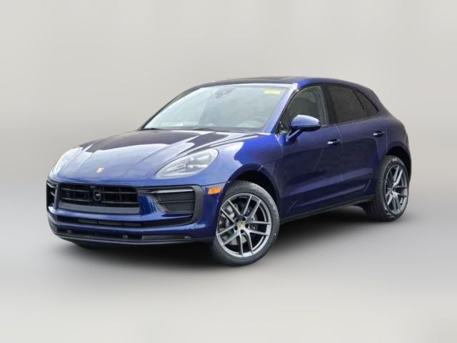 2025 Porsche Macan Base