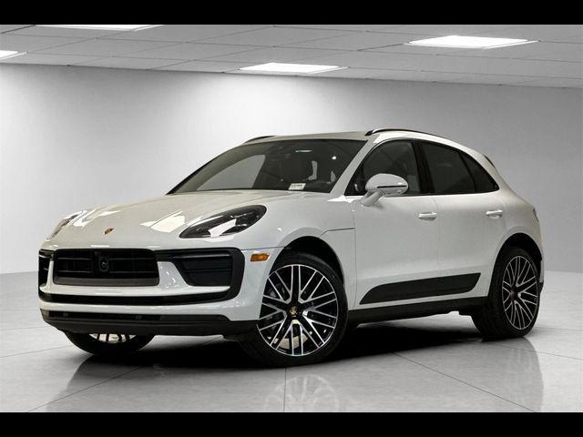 2025 Porsche Macan T