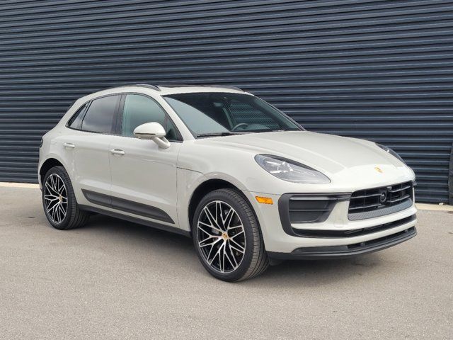 2025 Porsche Macan 