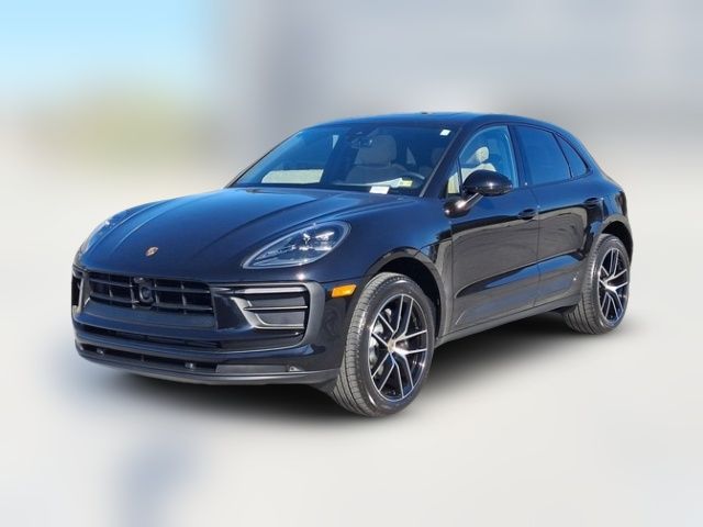 2025 Porsche Macan Base