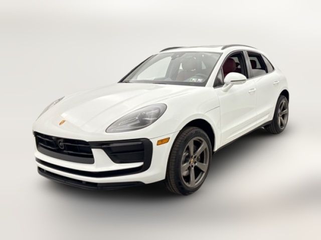 2025 Porsche Macan 