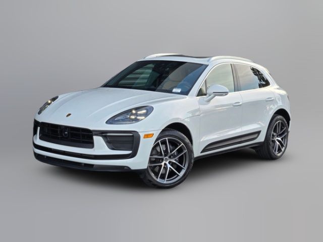 2025 Porsche Macan Base