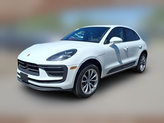 2025 Porsche Macan Base