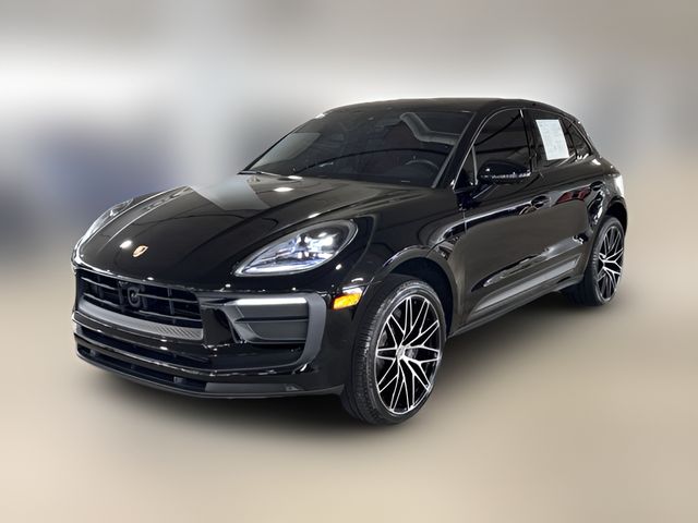2025 Porsche Macan Base