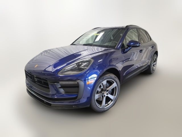 2025 Porsche Macan Base