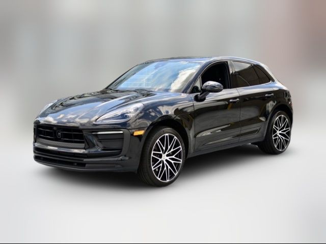 2025 Porsche Macan Base