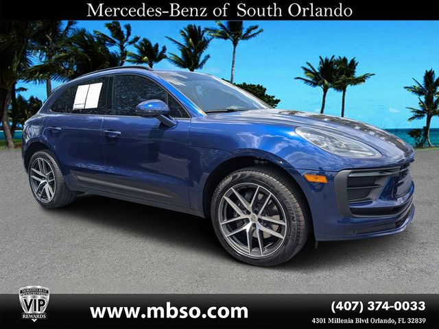 2025 Porsche Macan Base