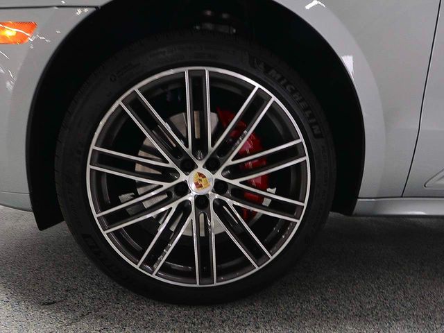 2025 Porsche Macan S