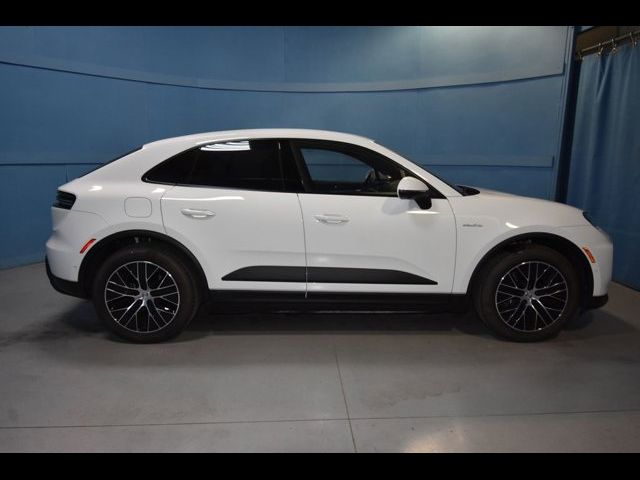 2025 Porsche Macan Electric