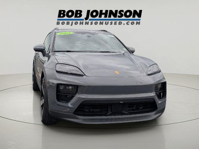 2025 Porsche Macan Electric 4