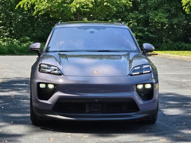 2025 Porsche Macan Electric 4
