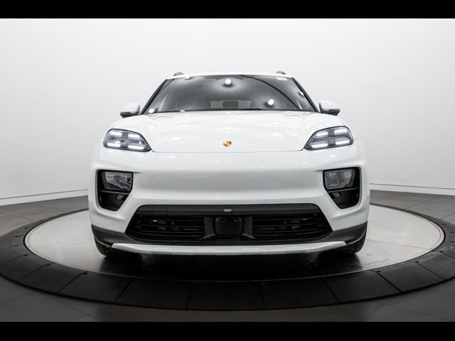 2025 Porsche Macan Electric 4S