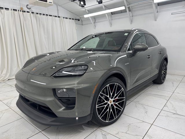 2025 Porsche Macan Electric 4S